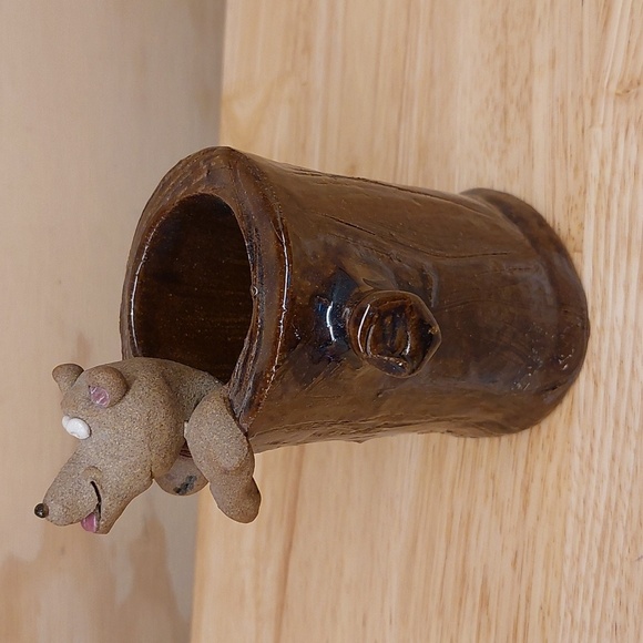 Vintage Red Clay Pottery Bear inside a tree stump Desk decor pen holder - Picture 2 of 5